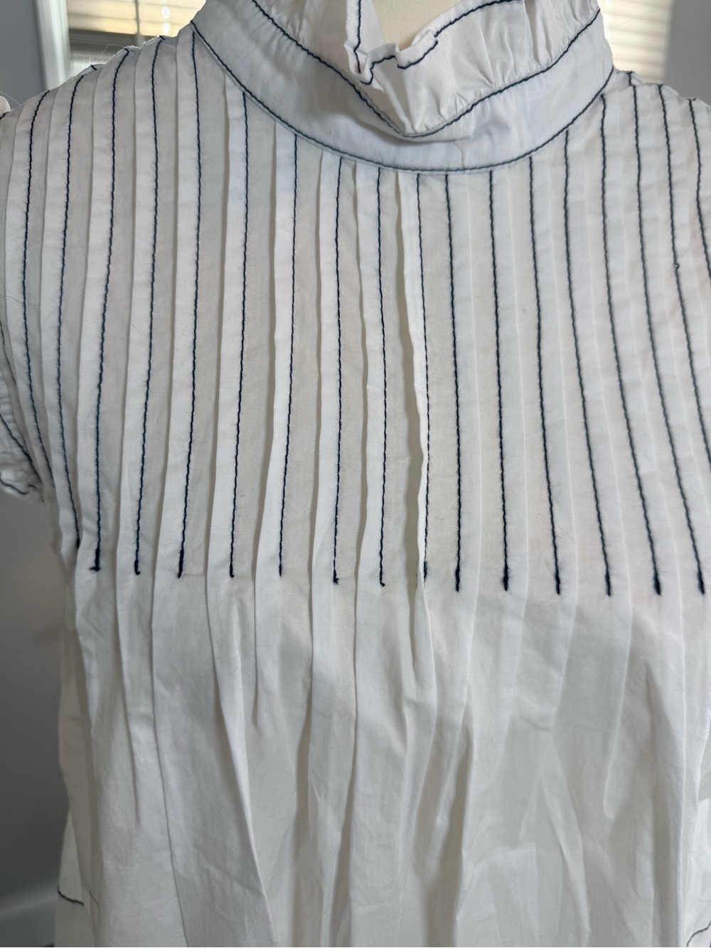 Women’s White Ruffled Mock Neck Blouse with Pinstripes NWOT SIZE Small - Picture 2 of 15